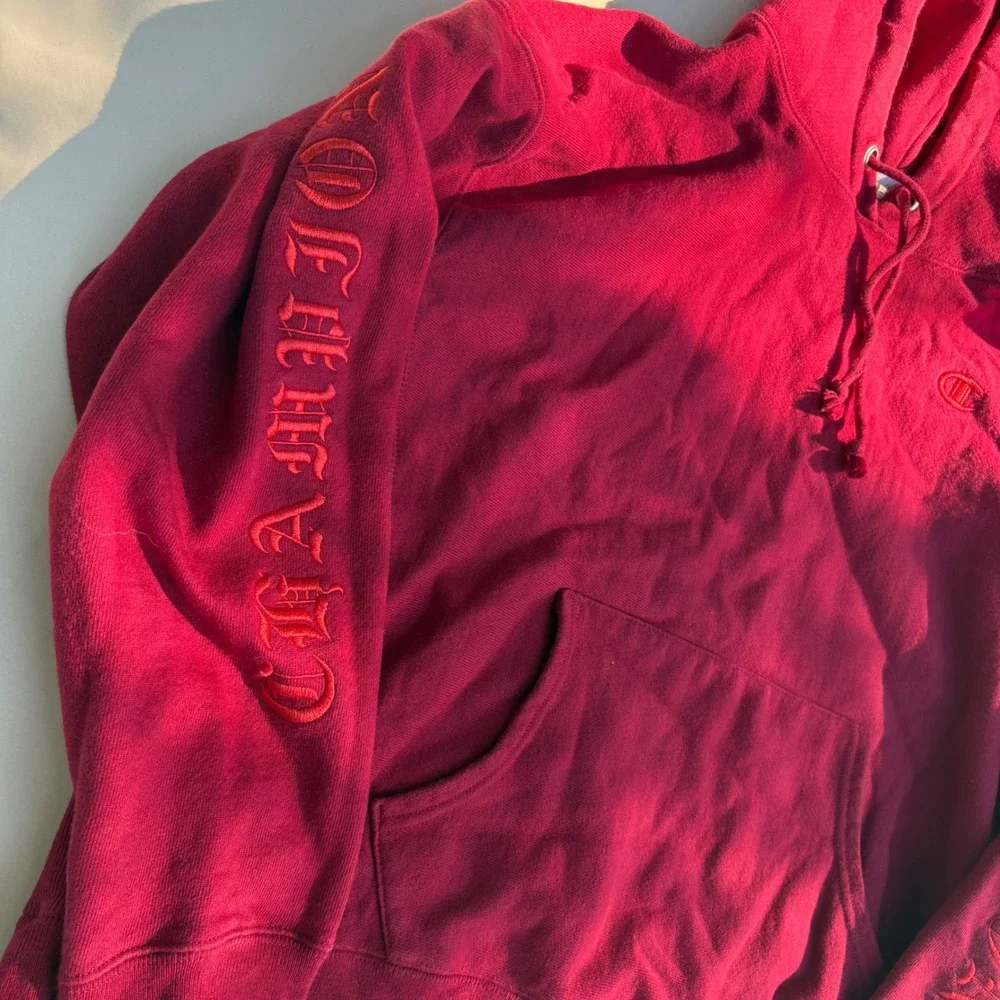 Champion Reverse Weave Hoodie Kids XL Burgundy Gothic Script Sleeve Pullover